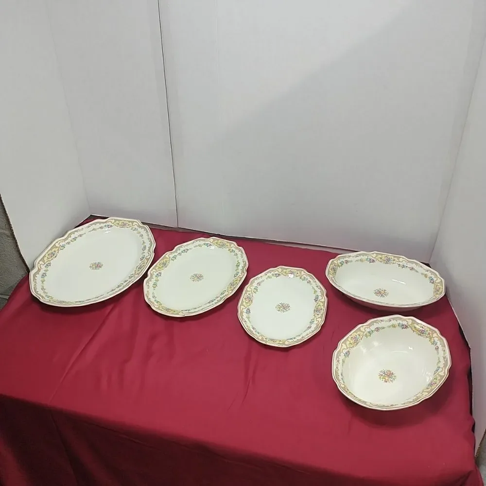 Mount Clemens Mildred Pattern Serving Plates And Bowls Set Of 5 Small To Large.